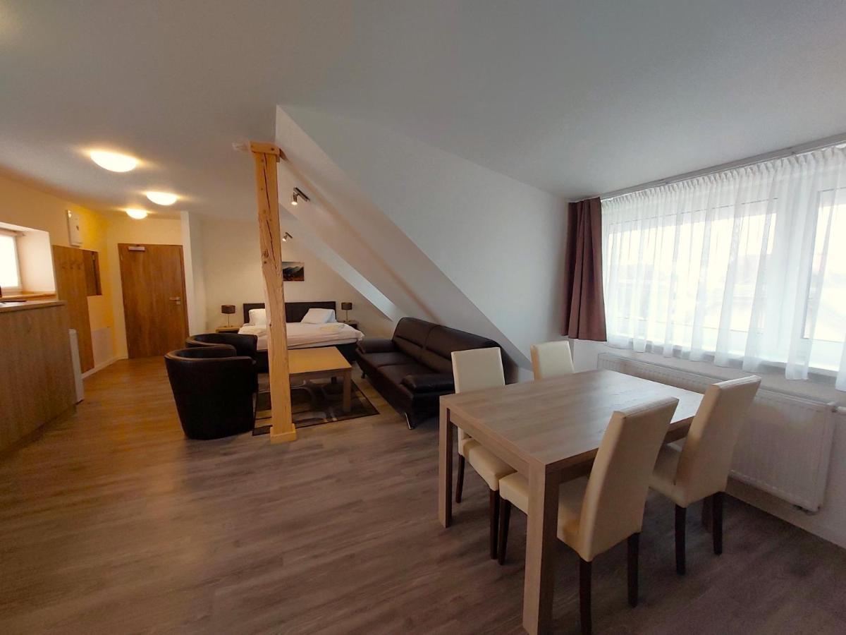 Penzion Ceresnovy Sad & Wellness Високи Татри Екстериор снимка